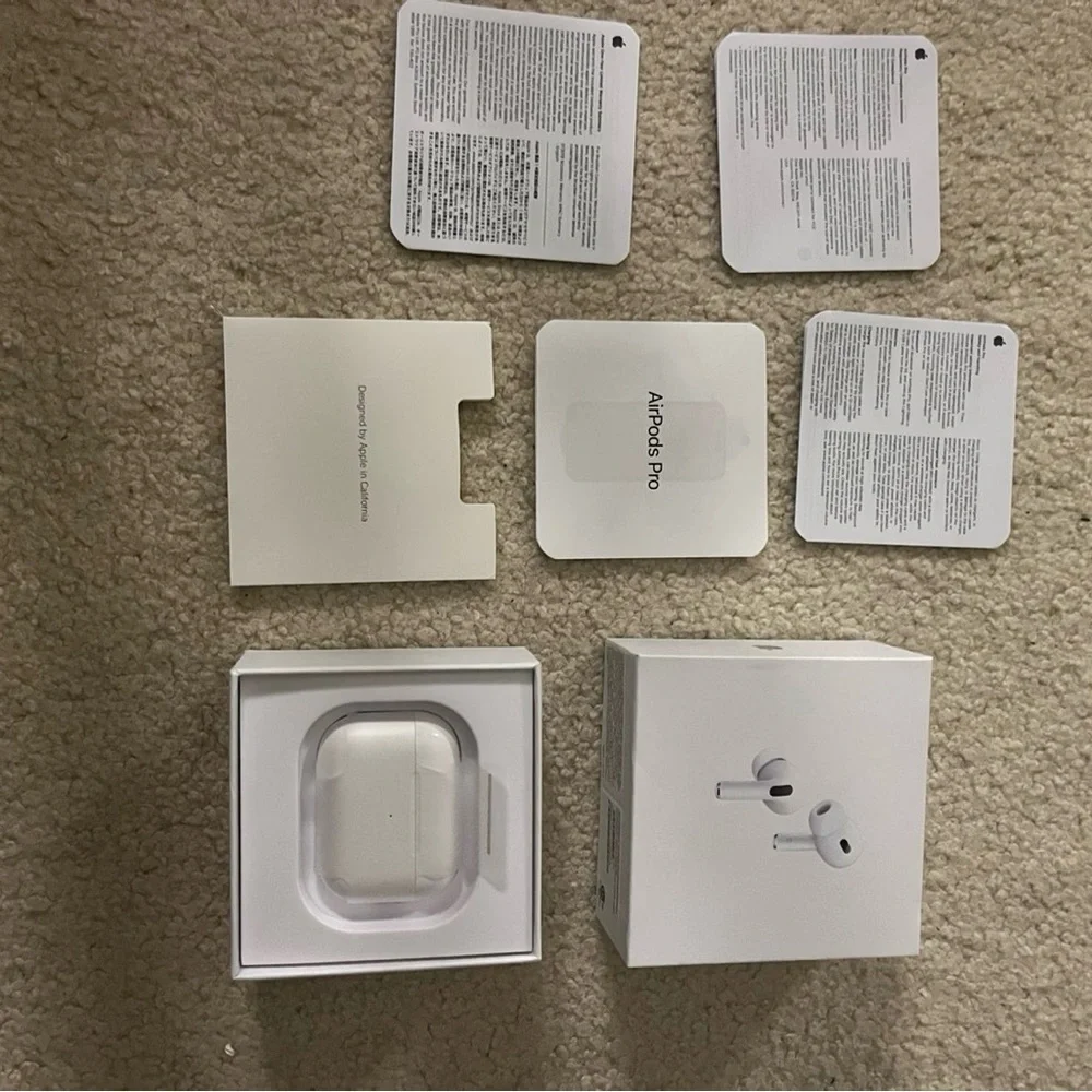 Apple AirPods pro - White